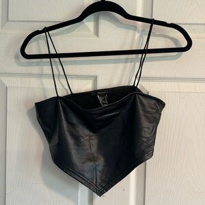 Forever 21 faux leather black cropped camo women’s small
